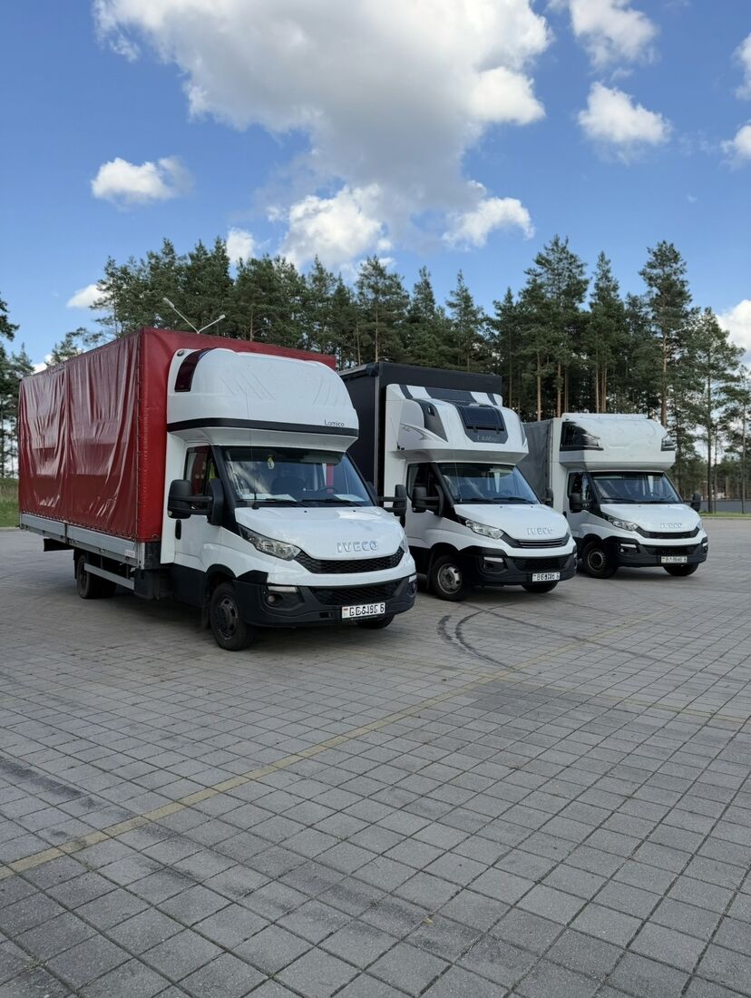 Автопарк Артгруз — три машины IVECO Daily в ряд